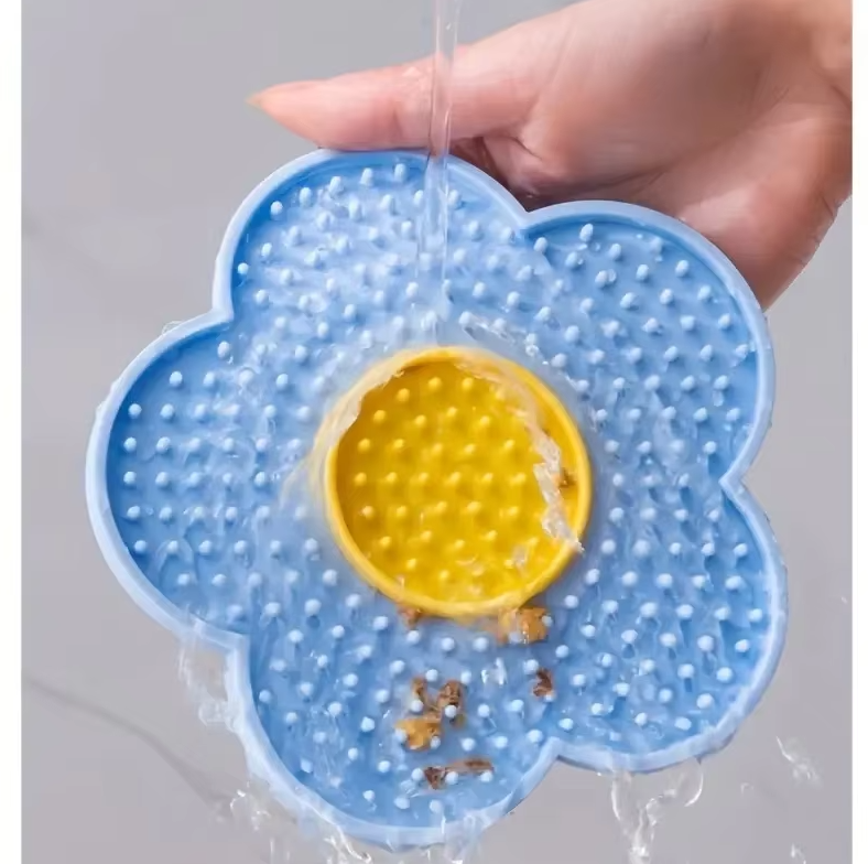 Blumenförmige Schleckmatte Für Katzen – Saugfähiger Slow Feeder Zur Beruhigung Fellpflege