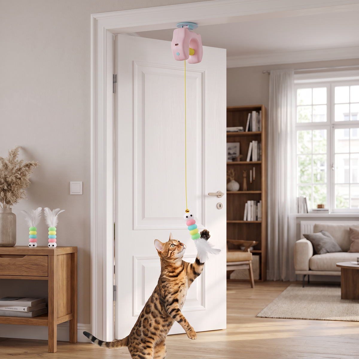 Wiederaufladbares hängendes Tür-Katzenspielzeug mit interaktiver fliegender Feder