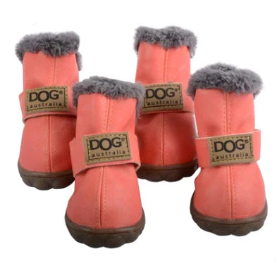 Stylische Hundeschneestiefel Im Lederdesign Für Kalte Tage