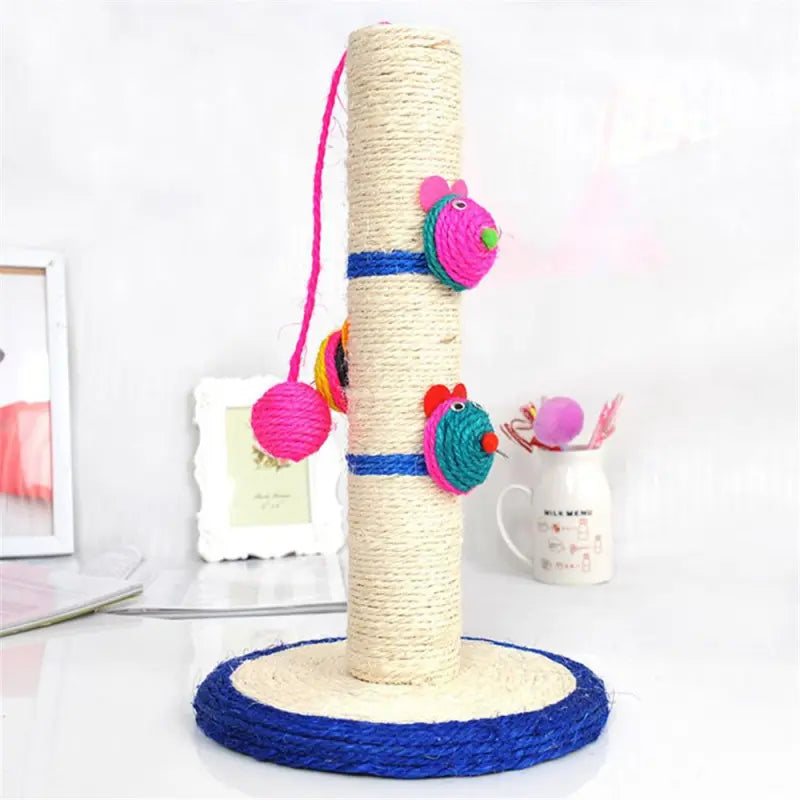 Katzenkratzsäule mit Buntem Spielzeug – Sisal-Kratzbaum mit Bällen und Tieren
