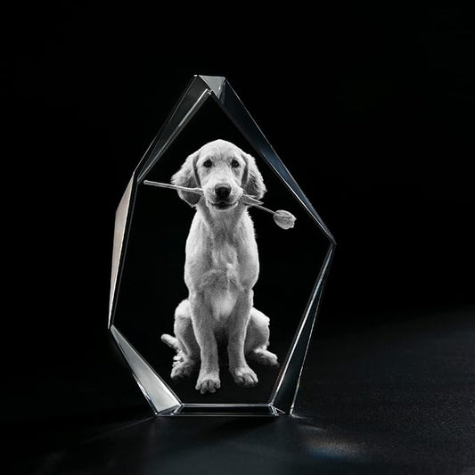 Personalisierter Kristall in Edelsteinform mit 2D/3D Lasergravur – Zeitlose Erinnerung