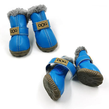 Stylische Hundeschneestiefel Im Lederdesign Für Kalte Tage
