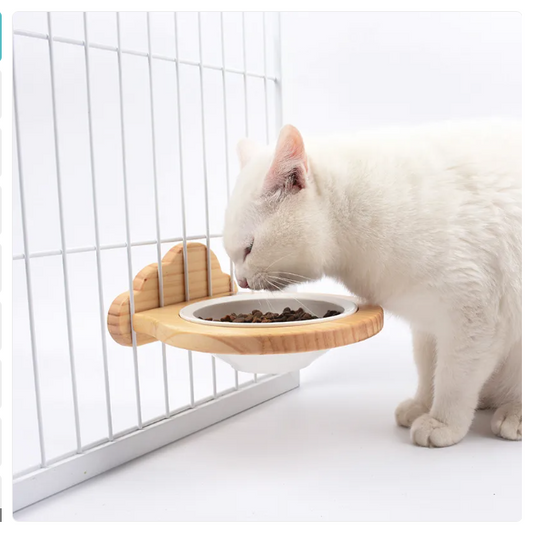 Hängender Futternapf für Katzen – Wandhalterung mit Holzrahmen Im Wolken Design