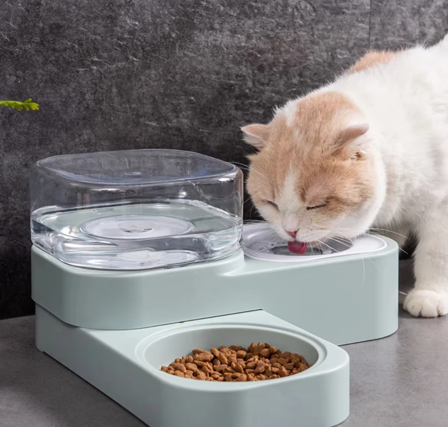 Futter- Und Wasserspender Für Haustiere Mit Tropfschutz