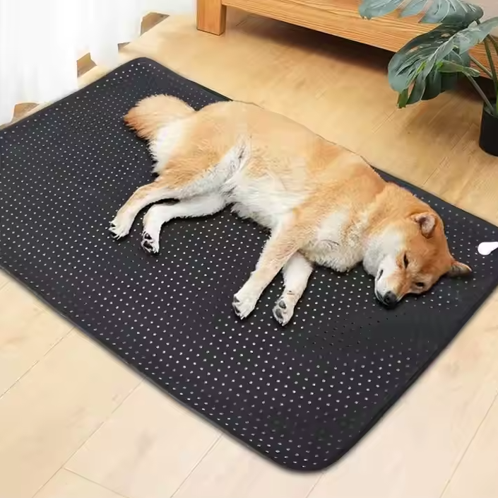 Atmungsaktive Kühlmatte für Hunde und Katzen Mit Rutschfester Unterseite