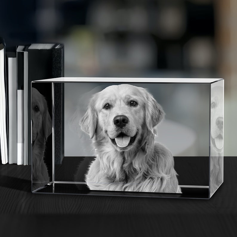 Personalisierter 2D/3D Kristall-Quader mit hochwertiger Lasergravur als zeitlose Erinnerung