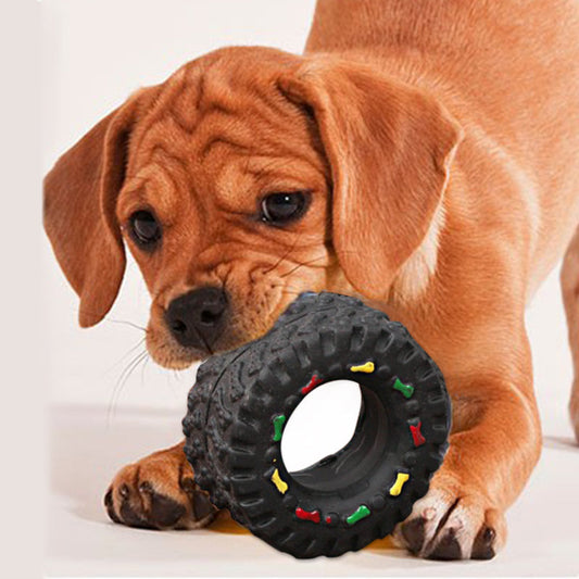 Robustes Hundespielzeug In Reifenform mit Kaustruktur und Bunten Details