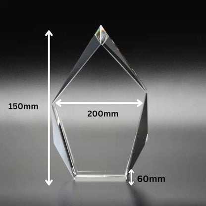 Personalisierter Kristall in Edelsteinform mit 2D/3D Lasergravur – Zeitlose Erinnerung